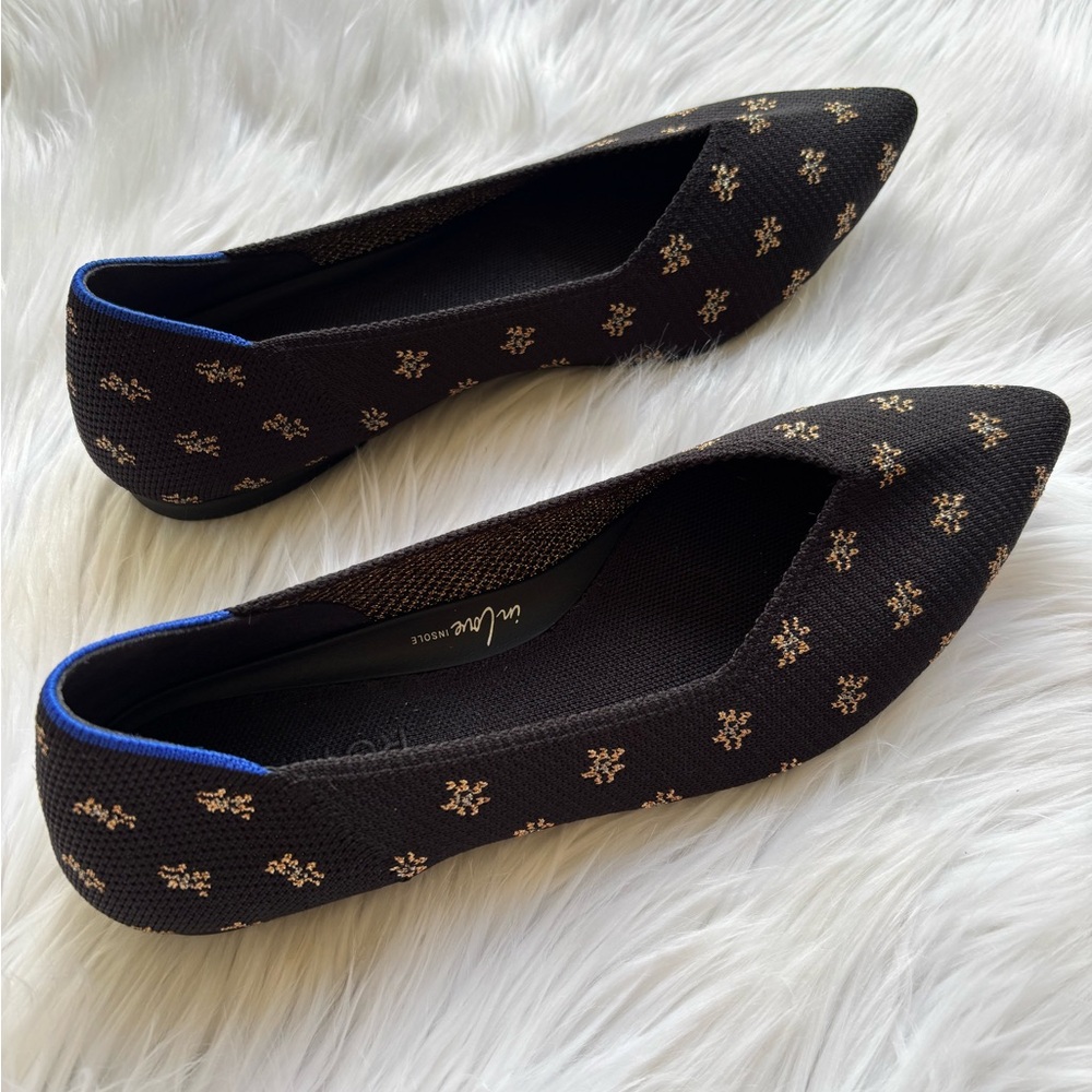 ROTHY’S The Point Il Slip On in Daisy Sparkle Black Gold Size 8.5
